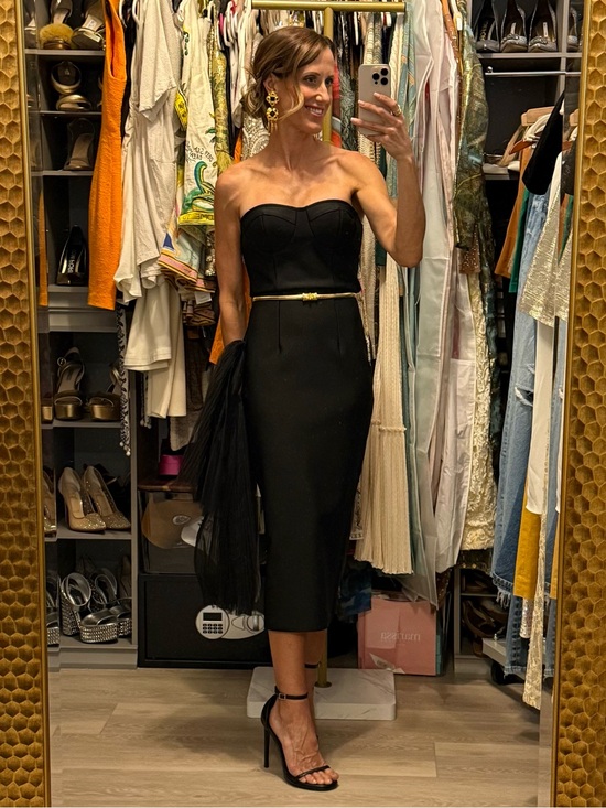 Bella Barnett Dresses & Skirts - Bella Barnett Classic Strapless Black Midi Dress NWT